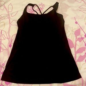 Lululemon tank top (in perfect conditions )